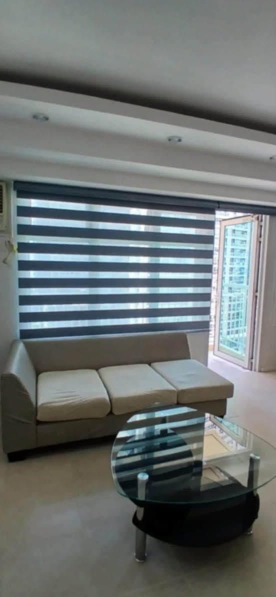 For rent 1 bedroom unit at serendra Incino - photo 3