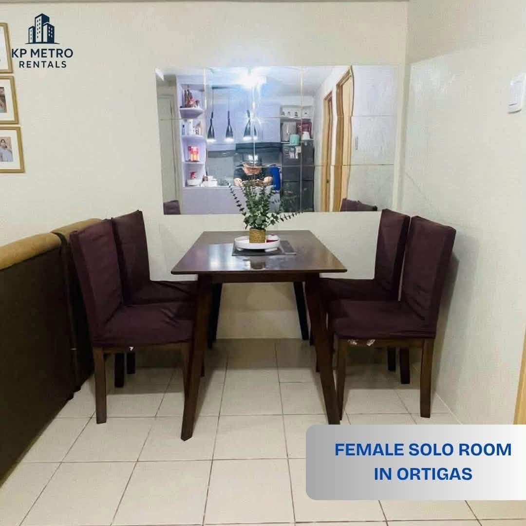 FOR RENT FEMALE SOLO ROOM CONDO SHARING INSIDE OF 2 BEDROOM UNIT - photo 3