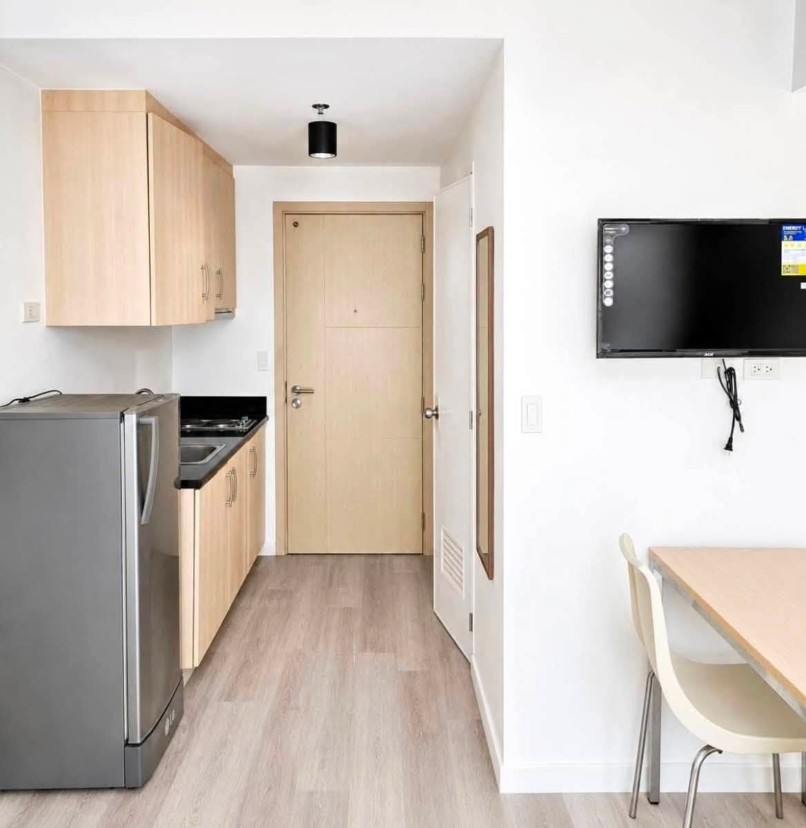 🏡 FOR RENT – Light Residences Tower 1 - photo 1