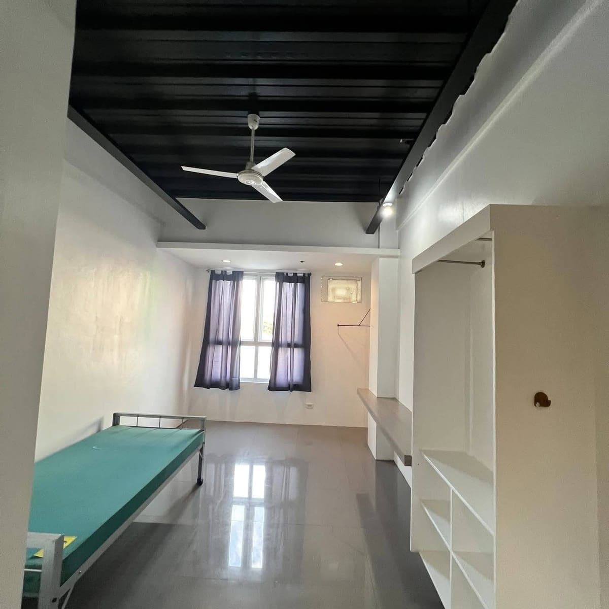 Reserve now! New studio for rent! 11K month pet friendly. SUN-TUES only for viewing - photo 2
