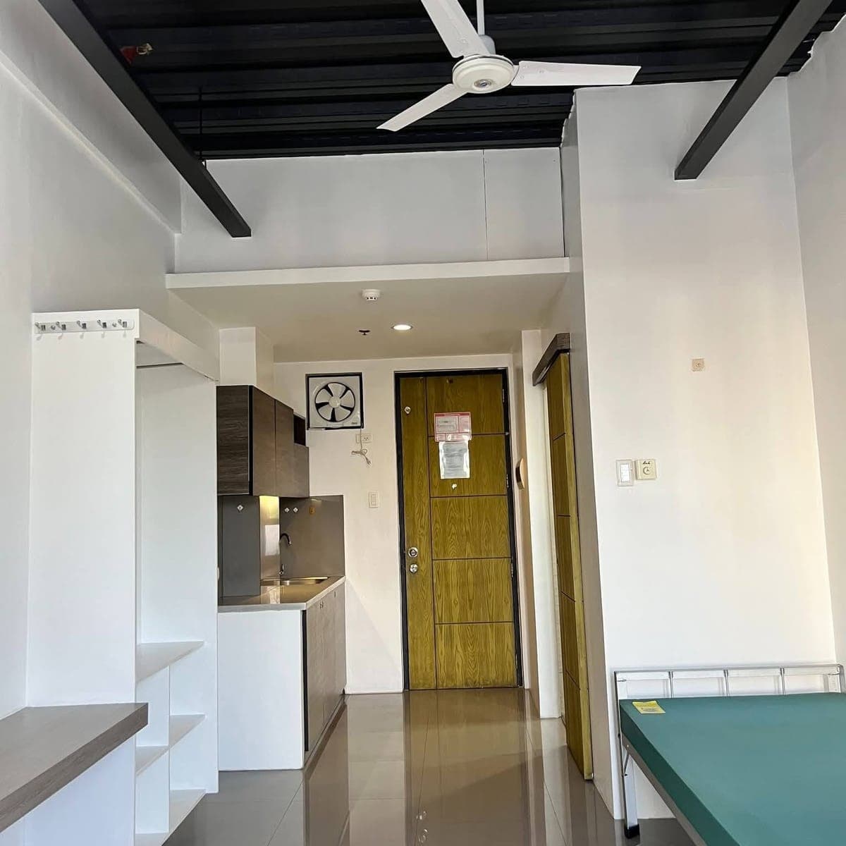 Reserve now! New studio for rent! 11K month pet friendly. SUN-TUES only for viewing - photo 4