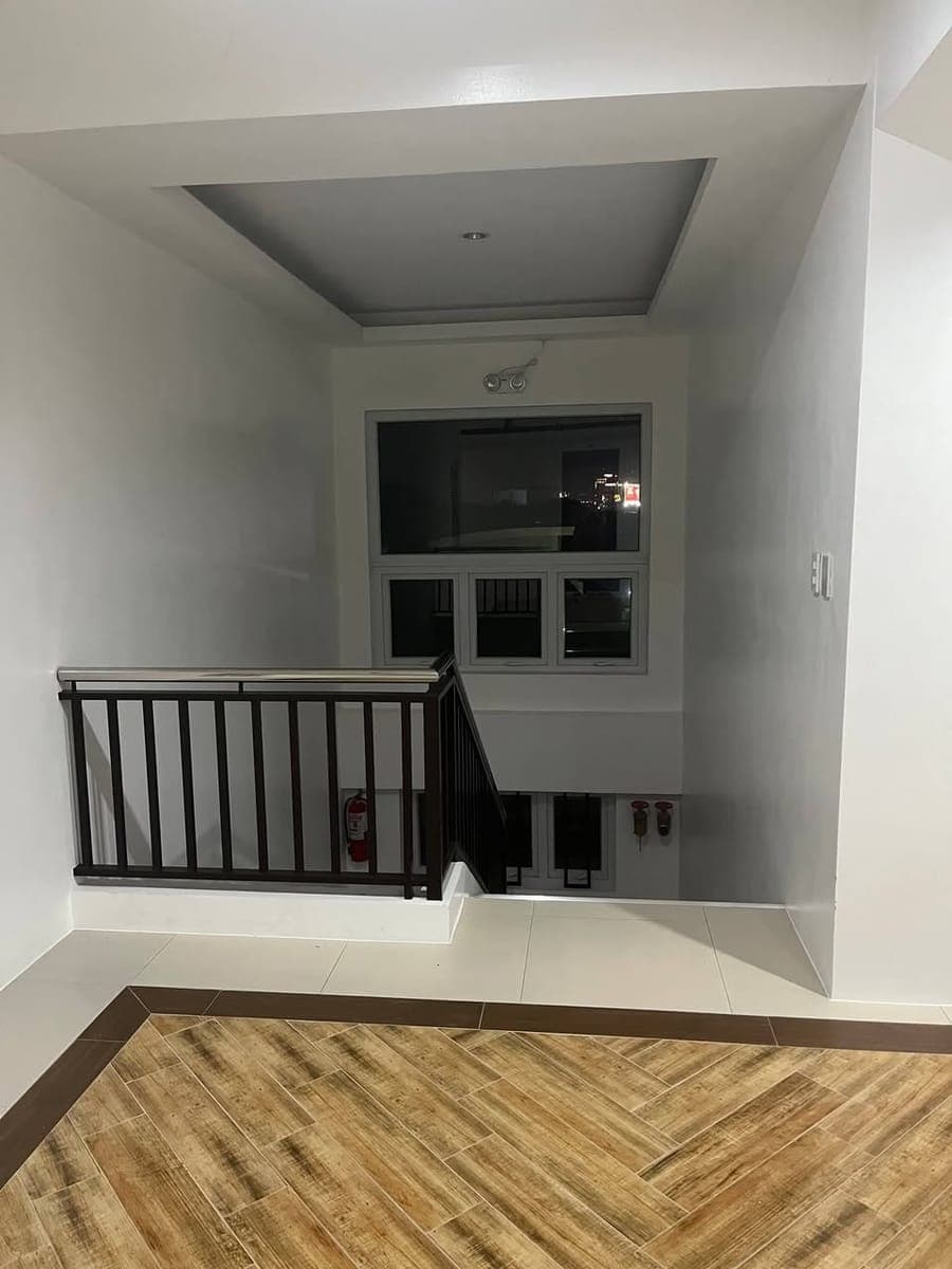 Reserve now! New studio for rent! 11K month pet friendly. SUN-TUES only for viewing - photo 5