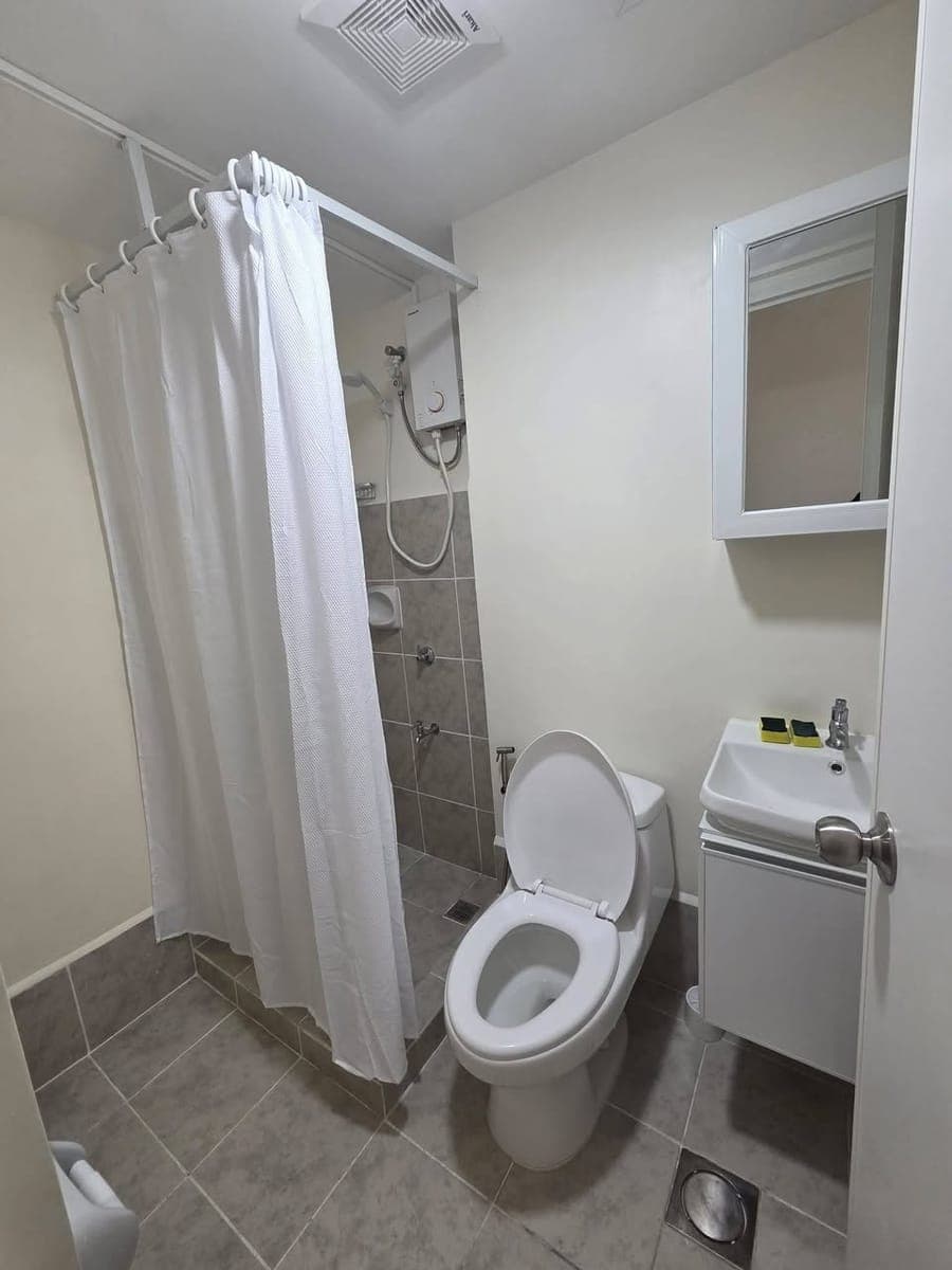 BRAND NEW Studio rent 16k only Fully furnished - photo 4