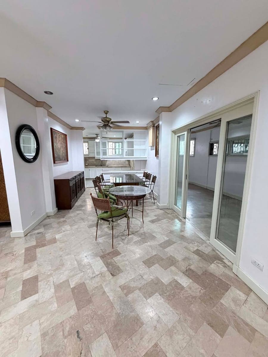 🏡 FOR RENT – Spacious 2-Storey Townhouse in Mandaluyong City ✨ - photo 1