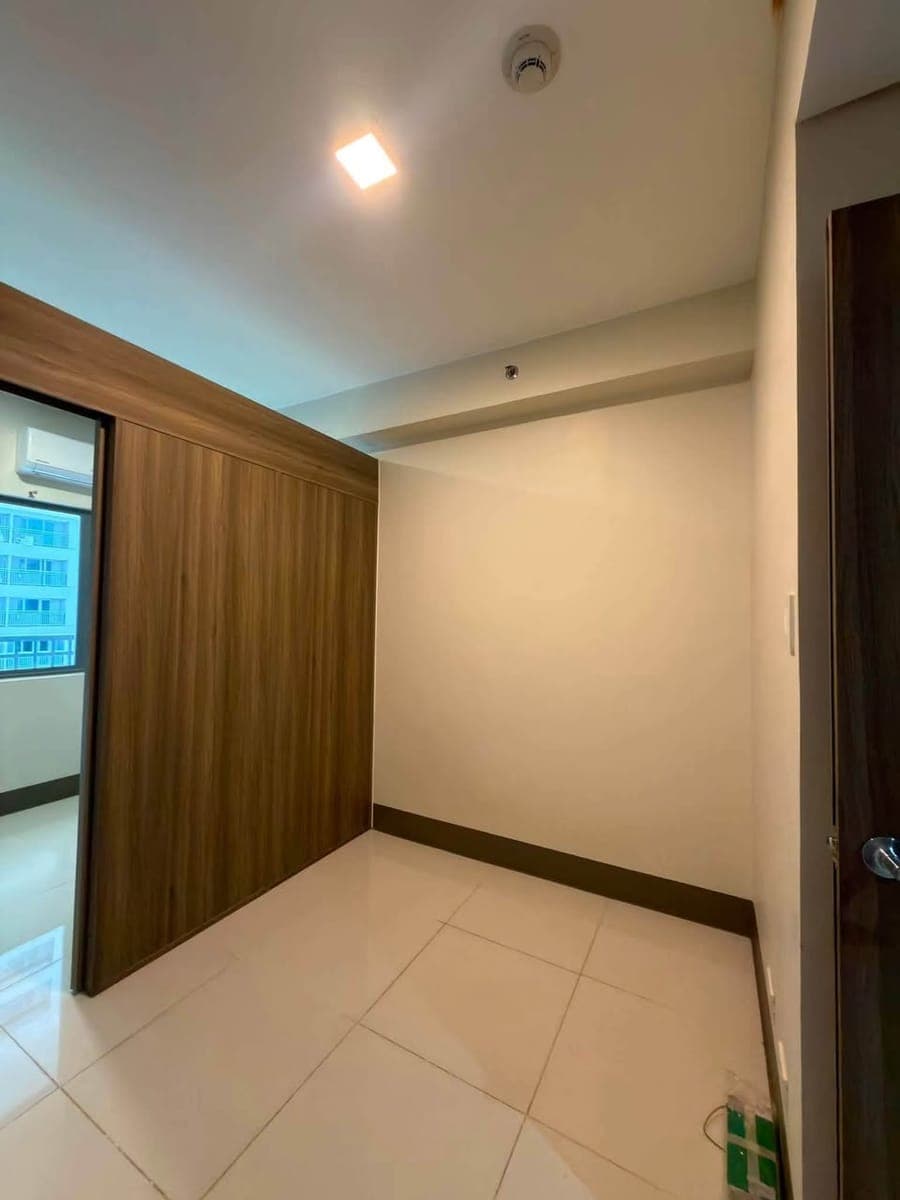 💵 P18,000/mo ONLY ‼️🥳 (Inclusive of Assoc Dues!) - photo 1
