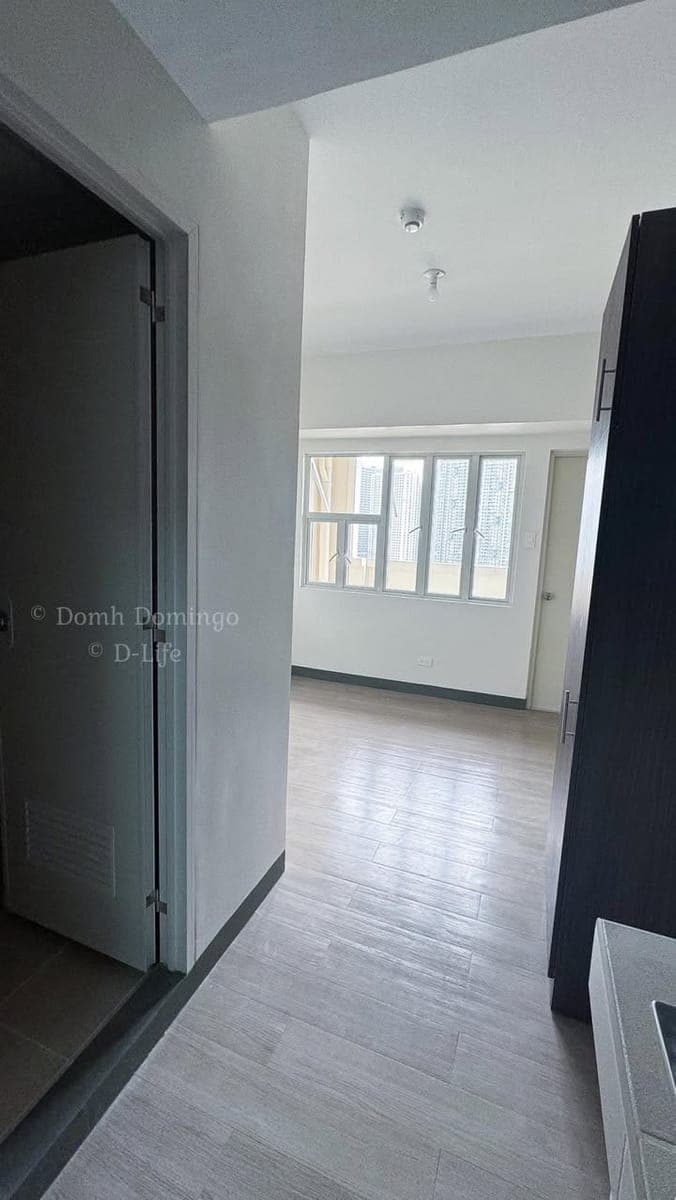 # **Studio Unit available in Mandaluyong Near BGC and Cybergate ** - photo 3