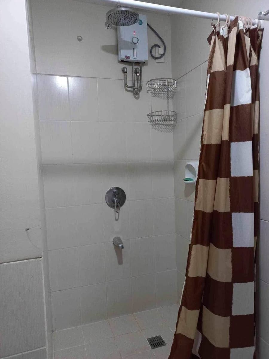 1br Sheridan for rent - photo 2