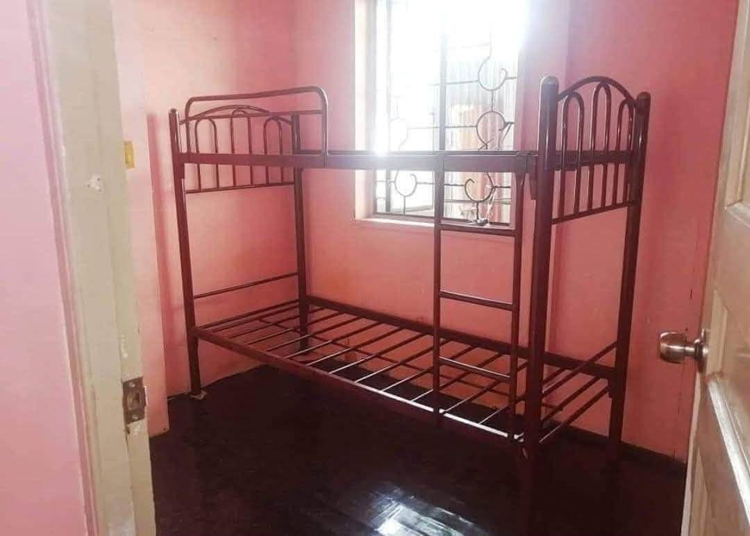 921 a t reyes brgy poblacion - photo 1