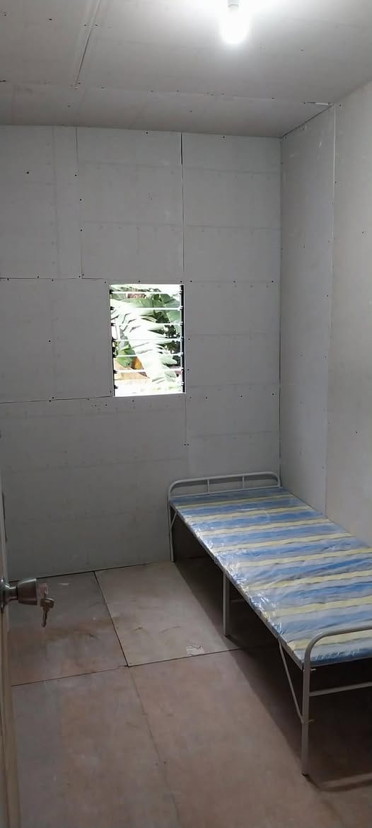 ROOM FOR RENT - photo 1