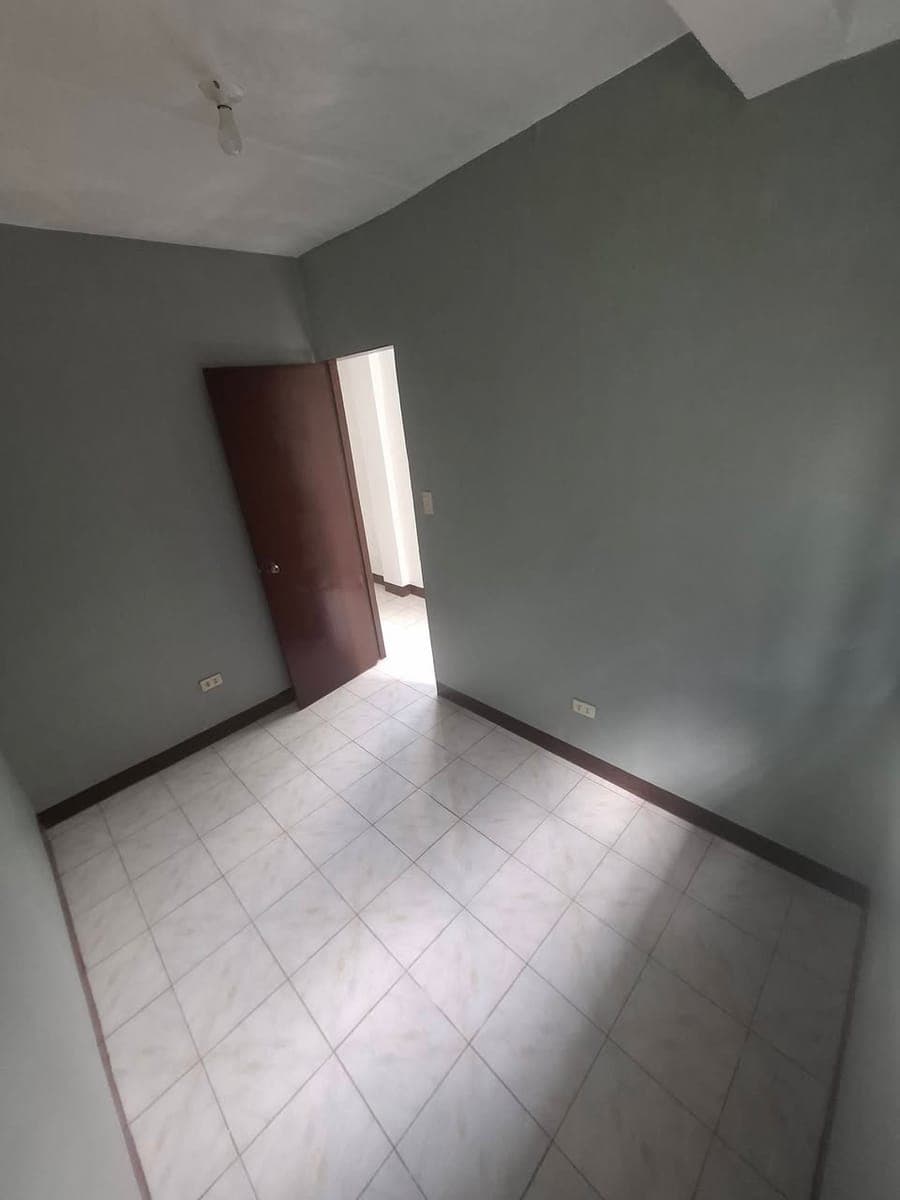 Apartment For Rent: - photo 5