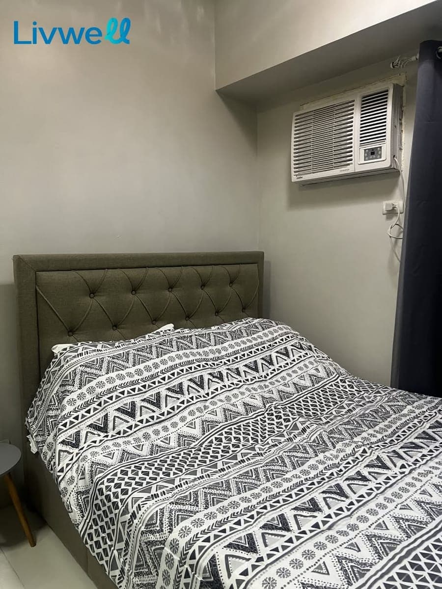 **𝐅𝐎𝐑 𝐑𝐄𝐍𝐓: Studio Unit at Vista Shaw (Fully Furnished) at 22k/month** - photo 1