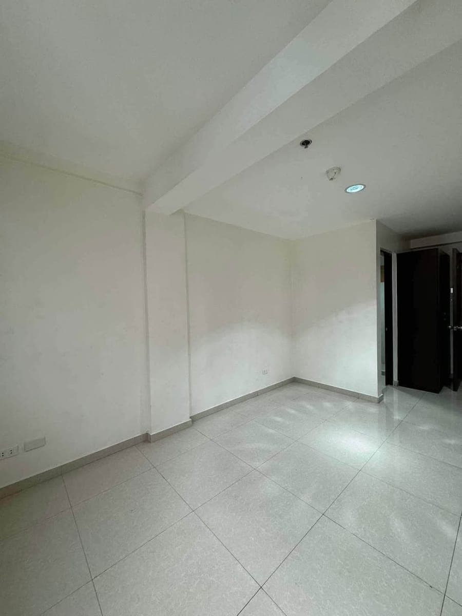 ❗️RARE UNIT❗️AVAILABLE FOR MOVE-IN❗️ - photo 3