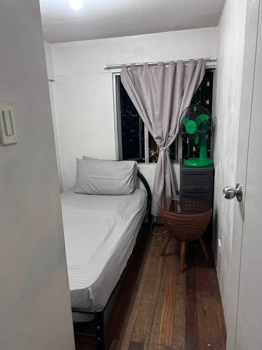 CONDO SHARING / ROOM FOR RENT (SHARED TOILET) - photo 1