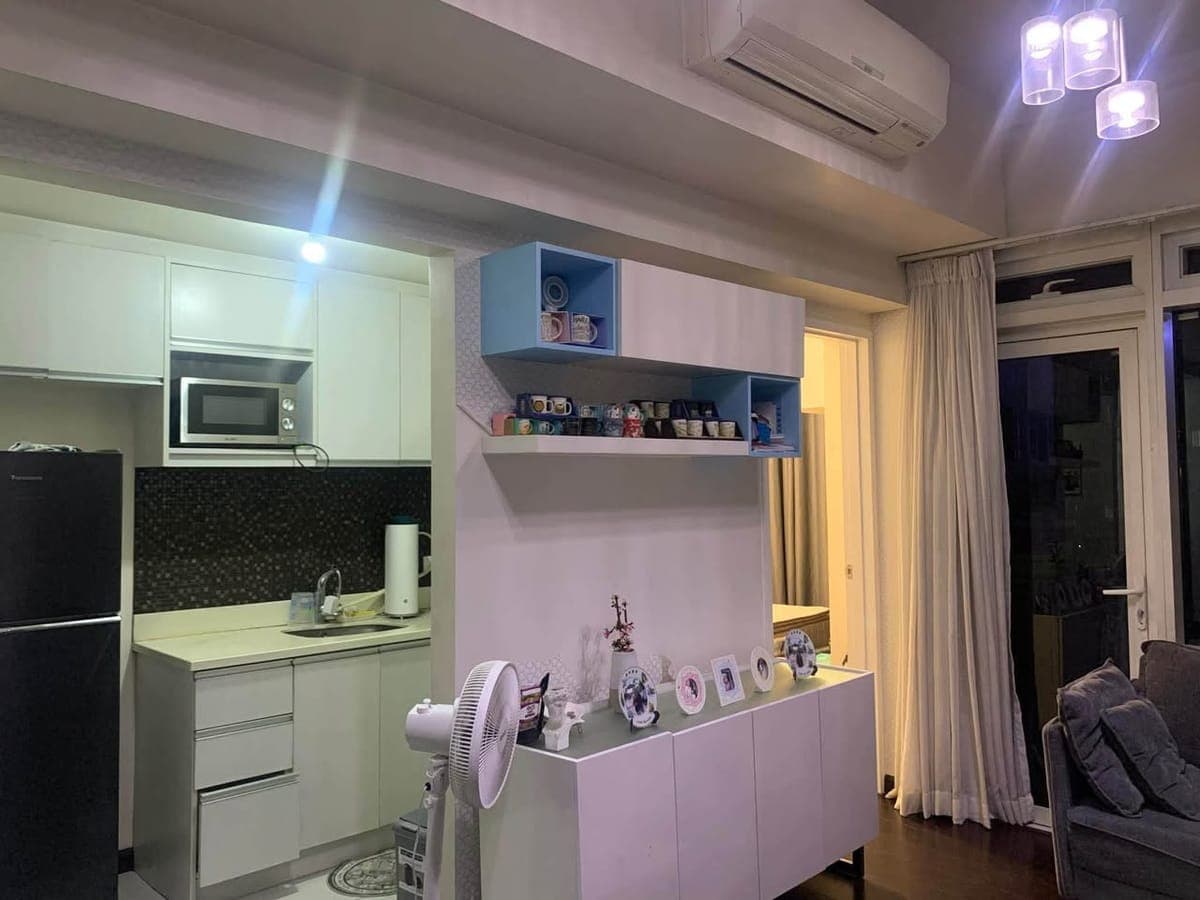 1BR WITH BALCONY FOR RENT! - photo 2