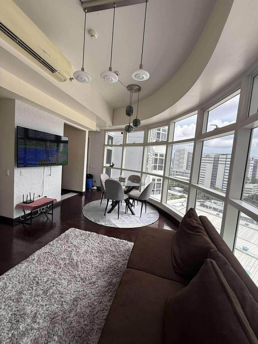 📍Twin Oaks Place Mandaluyong East Tower 11th floor - photo 5