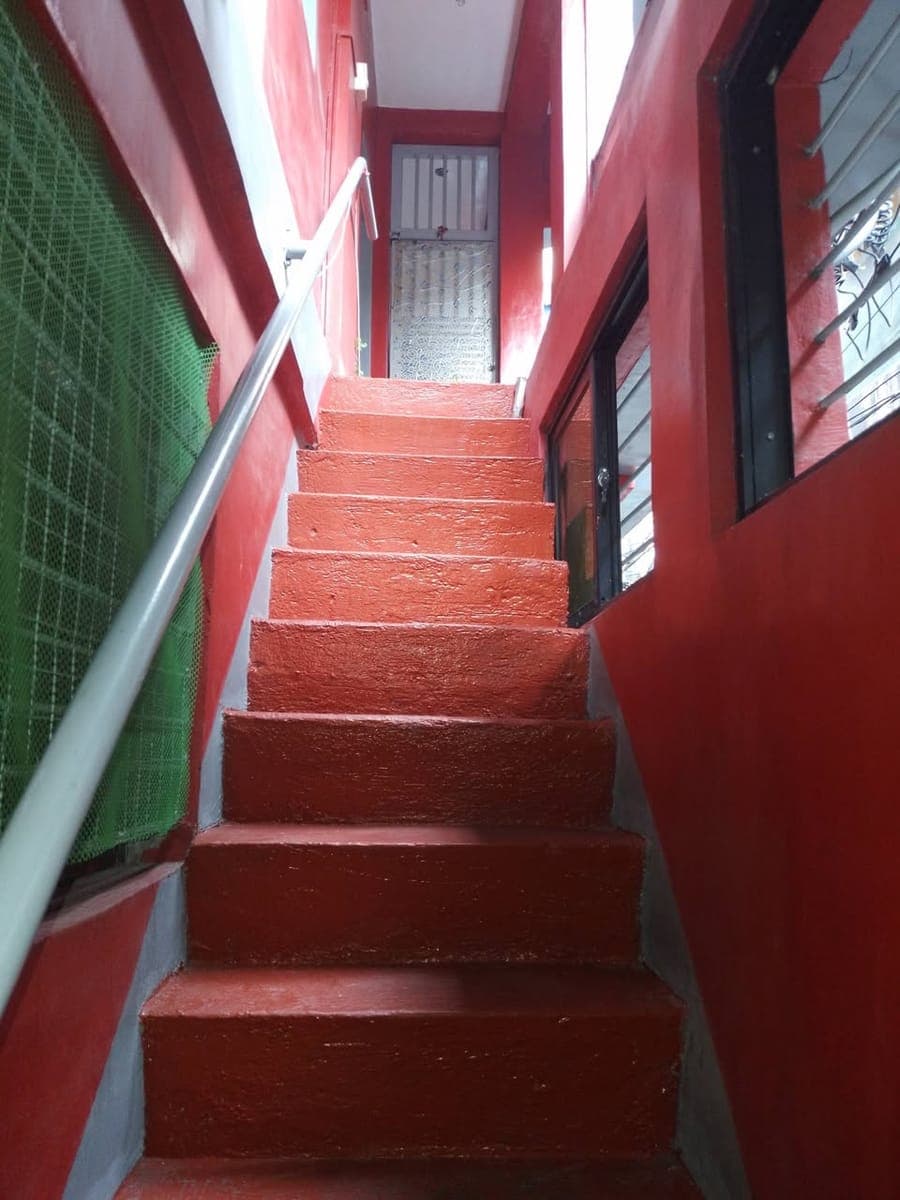 Room for rent 5500 and 6k. Location Aglipay st Mandaluyong. No kids. No pets.No parking. - photo 1
