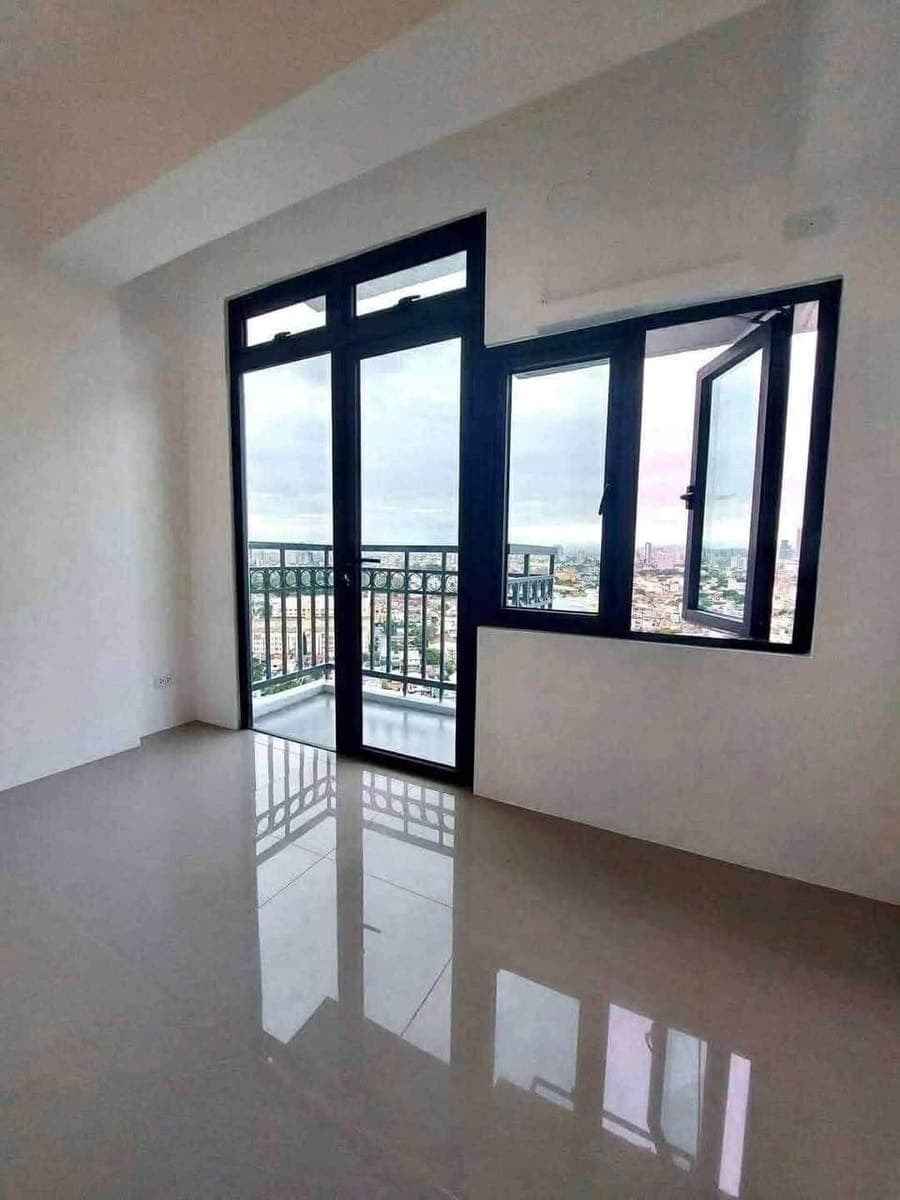 NAGBABAYAD KA NA LANG DIN, DAPAT SARILI MO NA! - photo 2