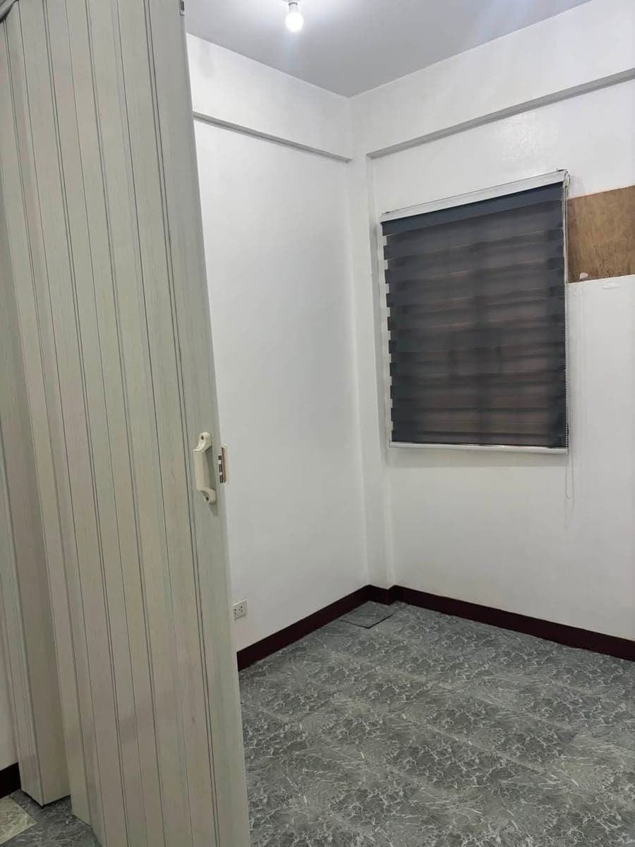 STUDIO TYPE UNIT FOR RENT - photo 2