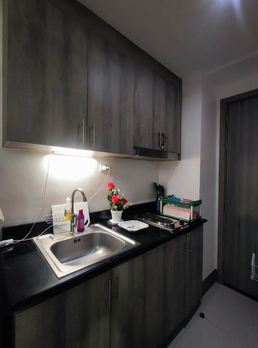 FAME RESIDENCES MANDALUYONG / 20k incls assoc dues (VIEWING TOMORROW AUG 15) 1+1 - photo 4