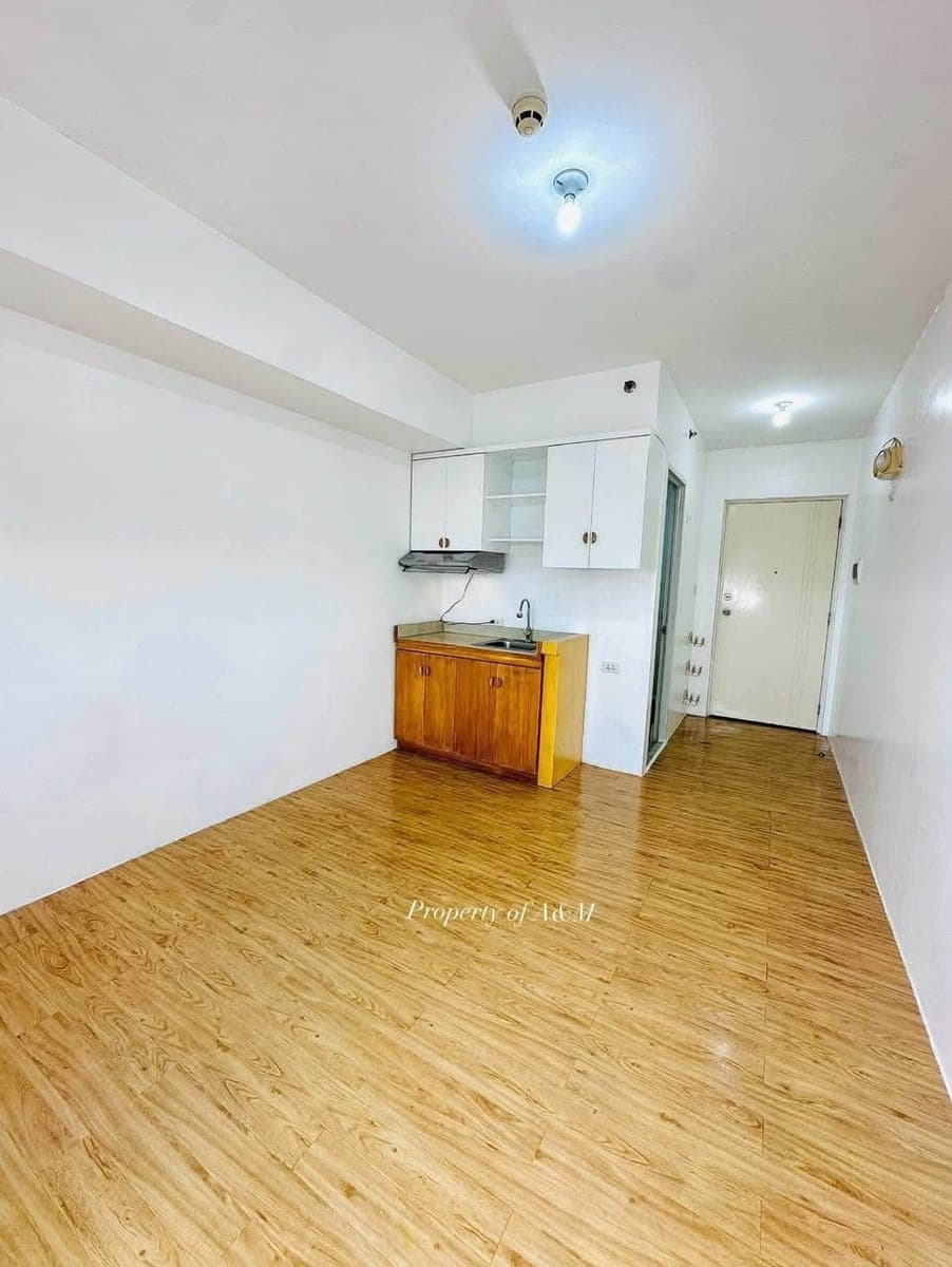 STUDIO UNIT CONDO FOR RENT - photo 1