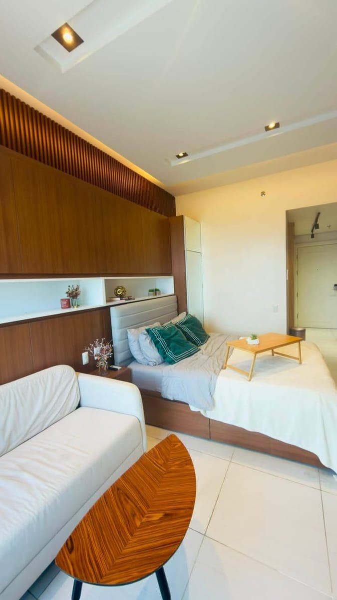 COZY & MODERN STUDIO WITH STUNNING VIEW FOR RENT! - photo 1