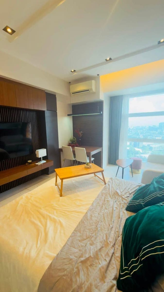 COZY & MODERN STUDIO WITH STUNNING VIEW FOR RENT! - photo 5