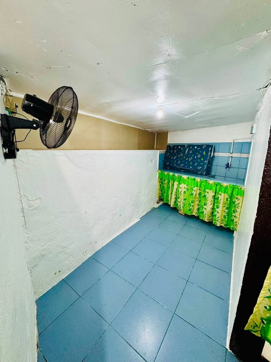 Room For Rent - photo 2