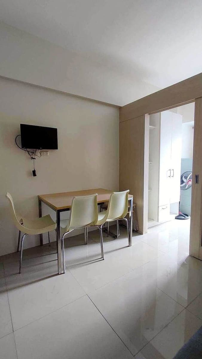 𝐅𝐎𝐑 𝐑𝐄𝐍𝐓: Furnished 1 Bedroom with Balcony SMDC Light Mandaluyong - photo 5