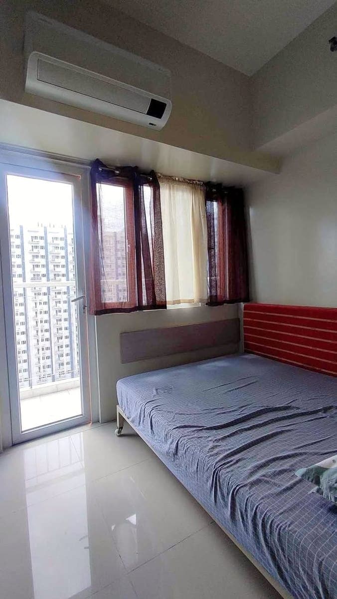 𝐅𝐎𝐑 𝐑𝐄𝐍𝐓: Furnished 1 Bedroom with Balcony SMDC Light Mandaluyong - photo 1