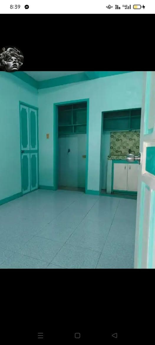 Room for Rent - photo 5