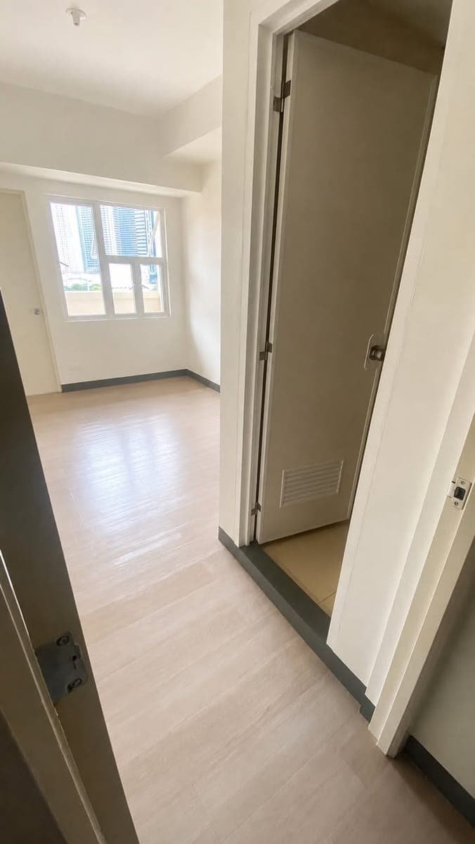 # **🏙️Studio, 1BR, 2BR & 3BR Units for Rent in Mandaluyong** - photo 4