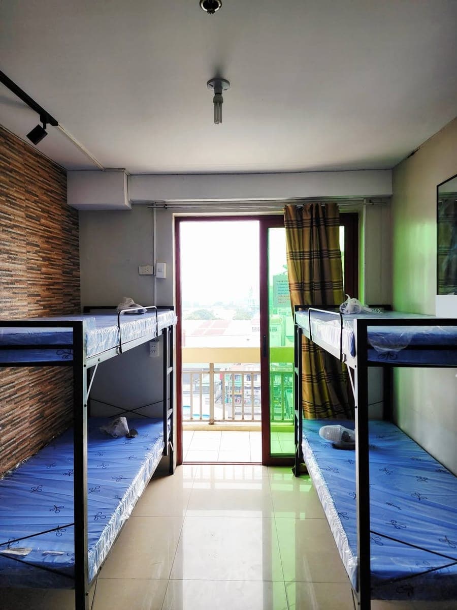 Aircon Male Bedspace in JRU Mandaluyong. Send pm if interested - photo 4