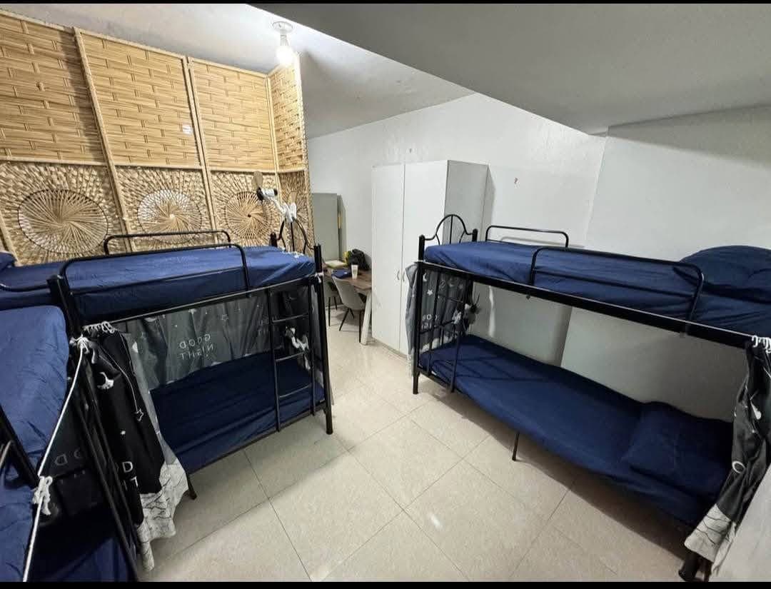 Female Condo Sharing – Bedspace Available! - photo 1