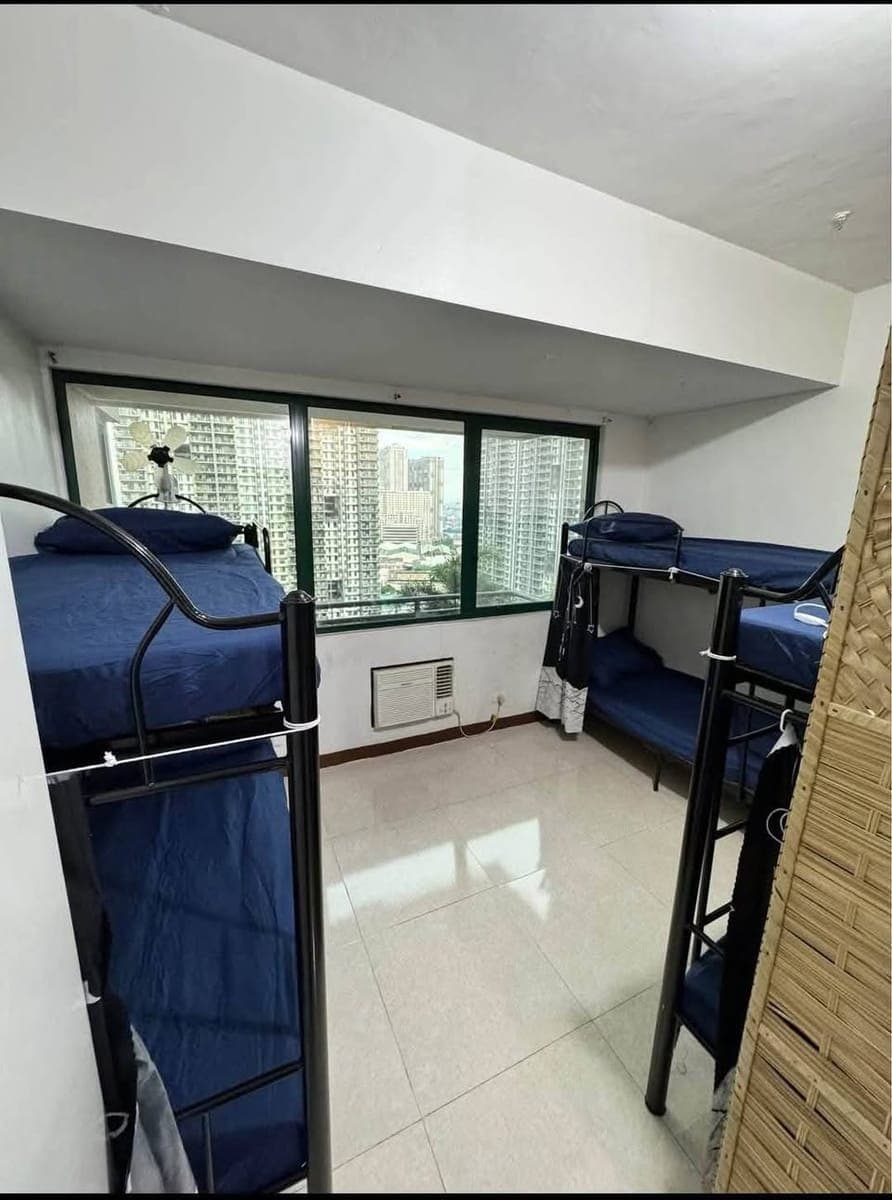 Female Condo Sharing – Bedspace Available! - photo 3