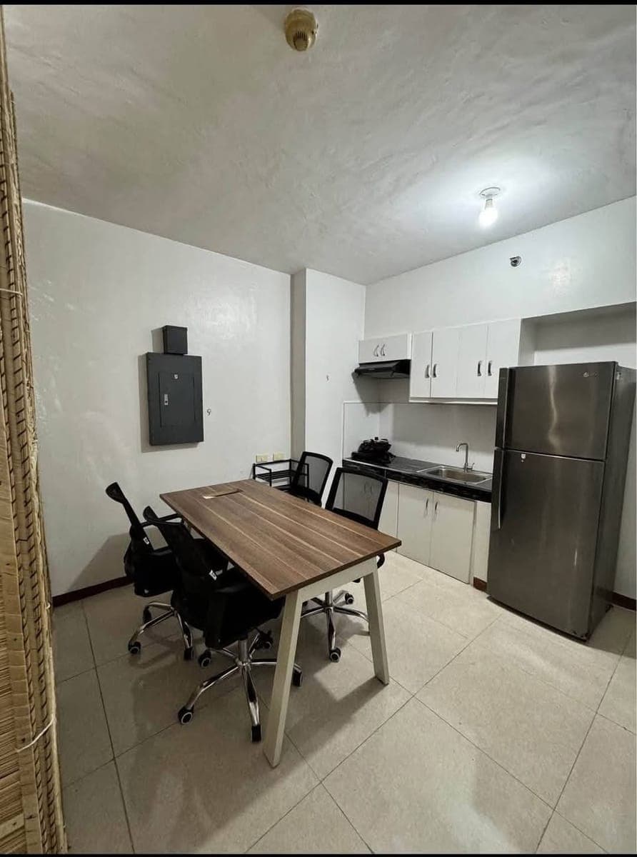 Female Condo Sharing – Bedspace Available! - photo 5