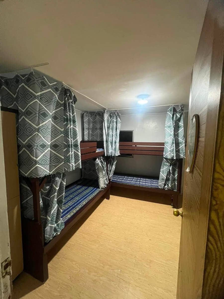FAMALE BEDSPACE ONLY - photo 5