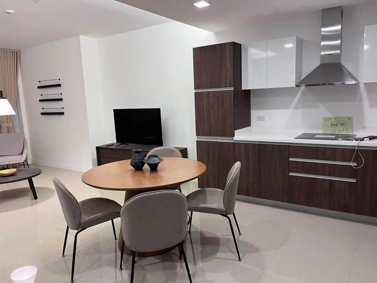 West gallery place BGC for LEASE - photo 2