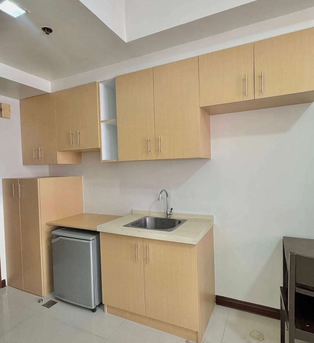 CONDO UNIT FOR LEASE - photo 1