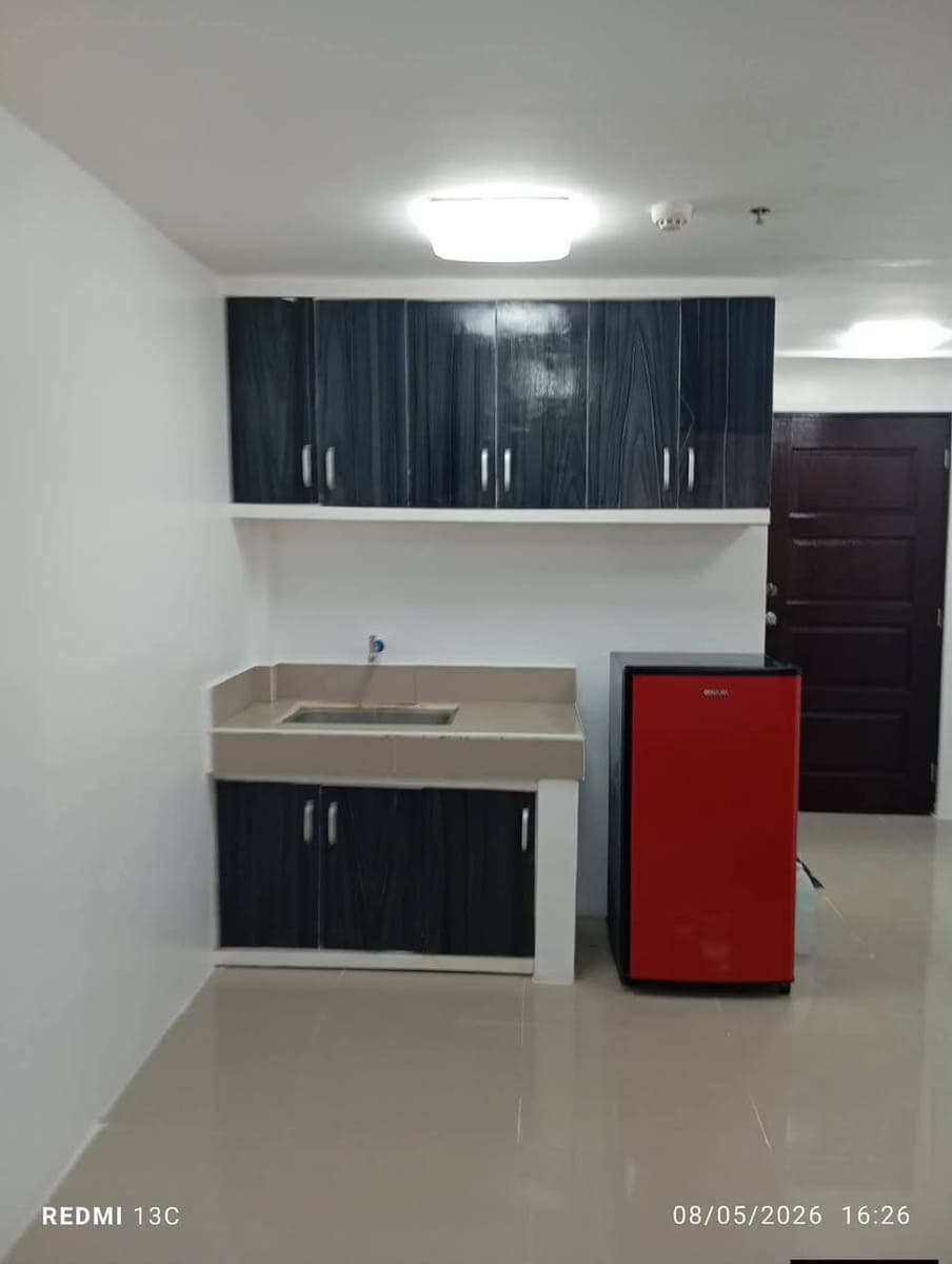Condo for rent near SHAW. 10K month. STRICTLY VIEWING WED-FRI ONLY. SEPT 5 available - photo 2