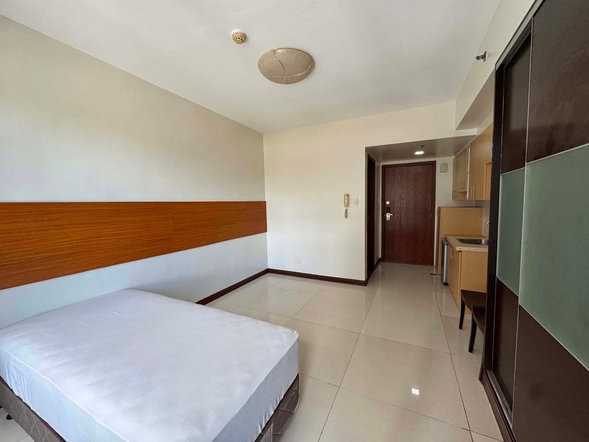 CONDO UNIT FOR LEASE - photo 1
