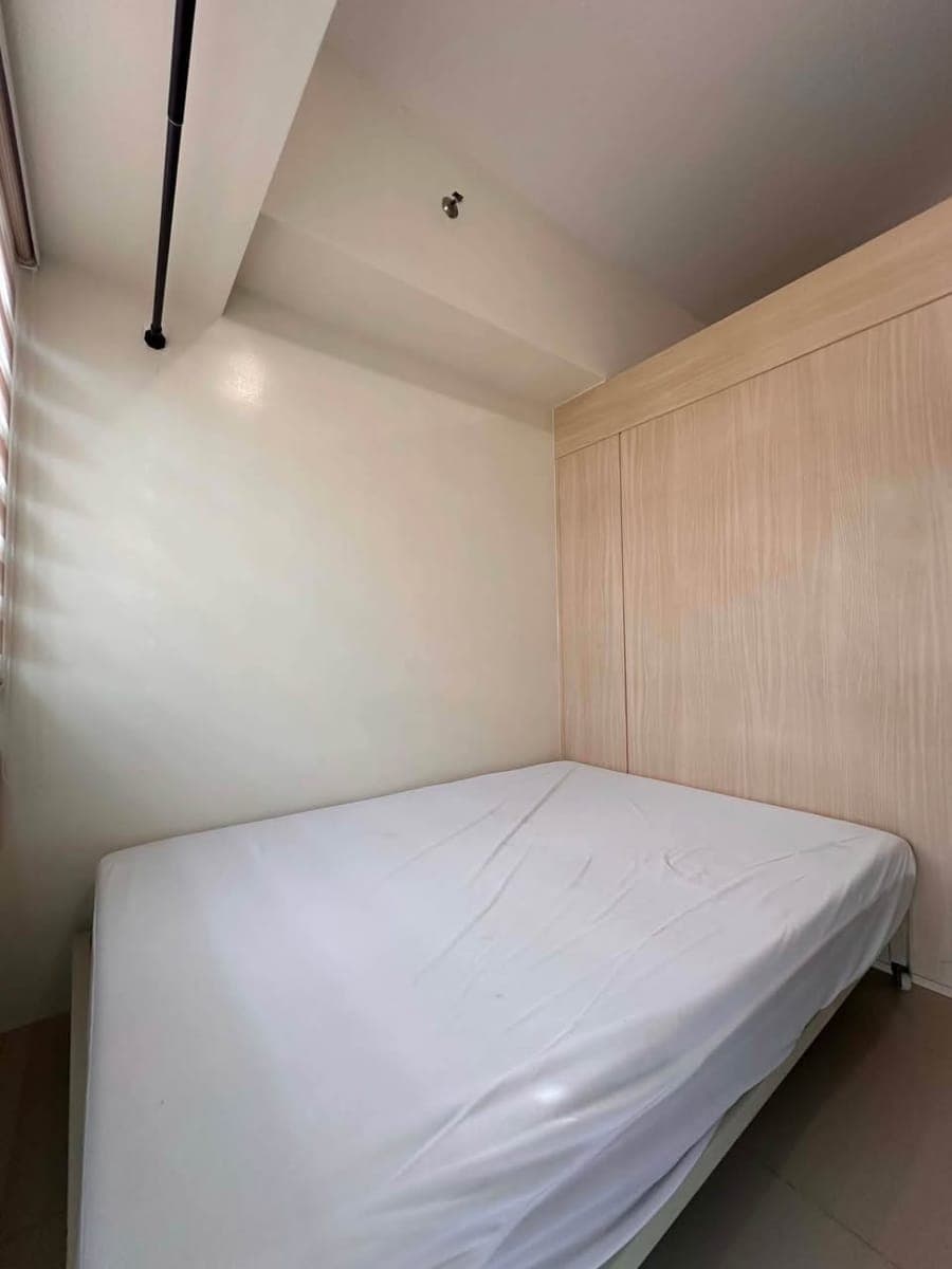 𝐅𝐎𝐑 𝐑𝐄𝐍𝐓: Furnished 1 Bedroom with Balcony SMDC Light Mandaluyong - photo 1