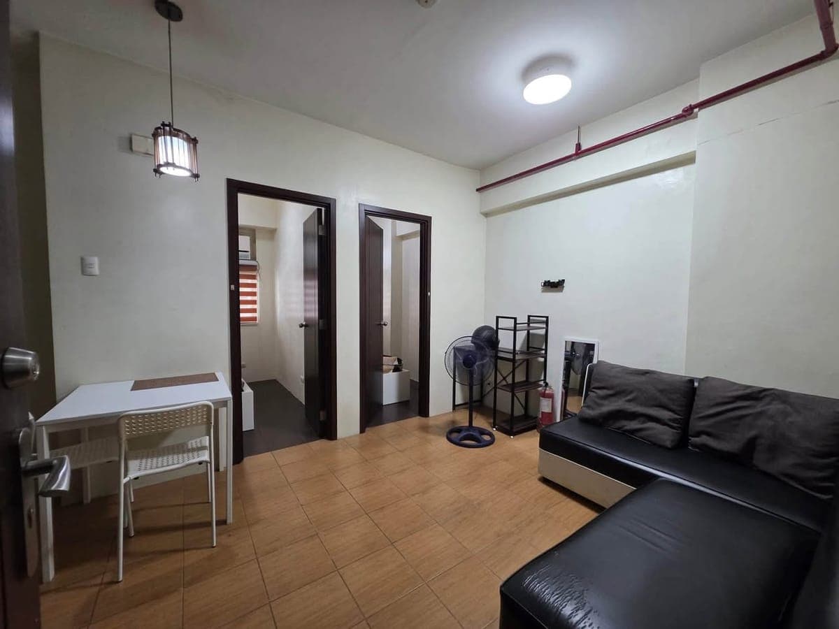 FOR RENT Condo: Pioneer Woodlands - photo 1