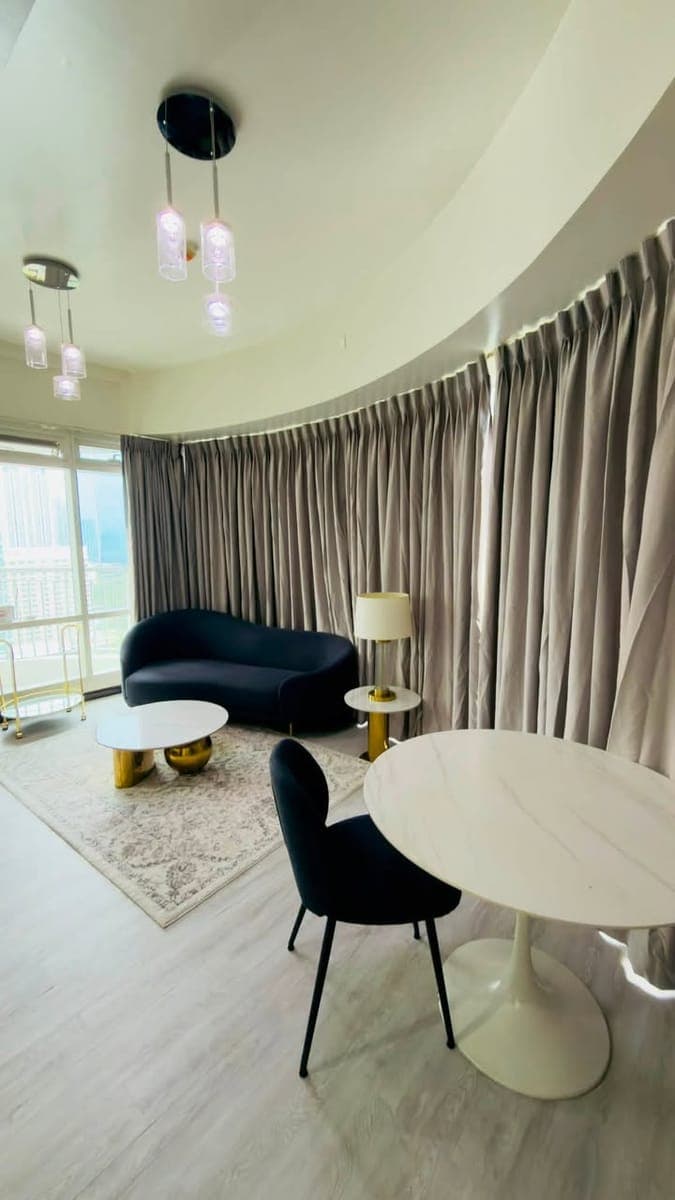 1BR WITH BALCONY FOR RENT! - photo 4