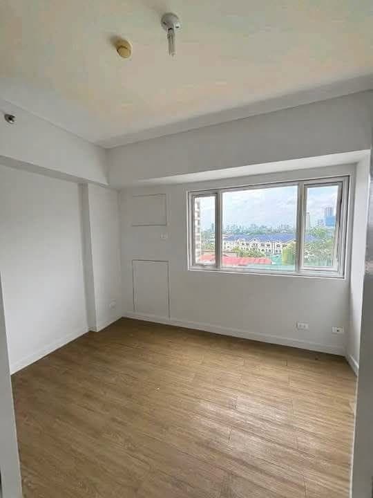 CONDO FOR RENT/ BARE UNIT 1 BEDROOM - photo 3