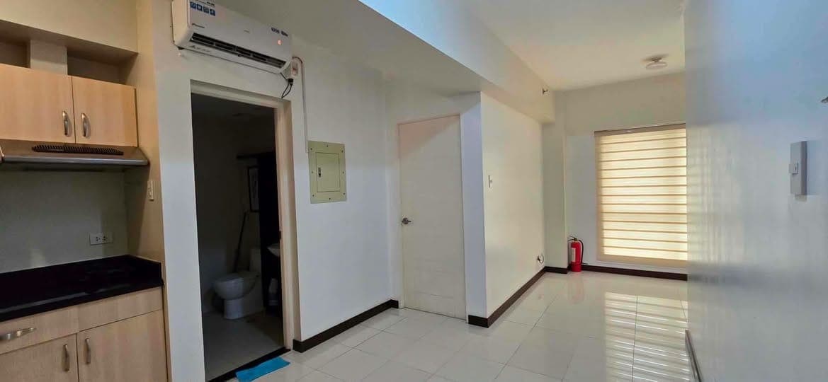 1br Sheridan for rent - photo 1