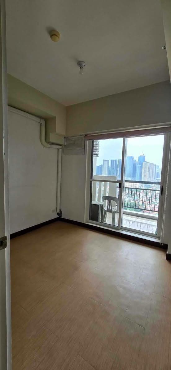1br Sheridan for rent - photo 5
