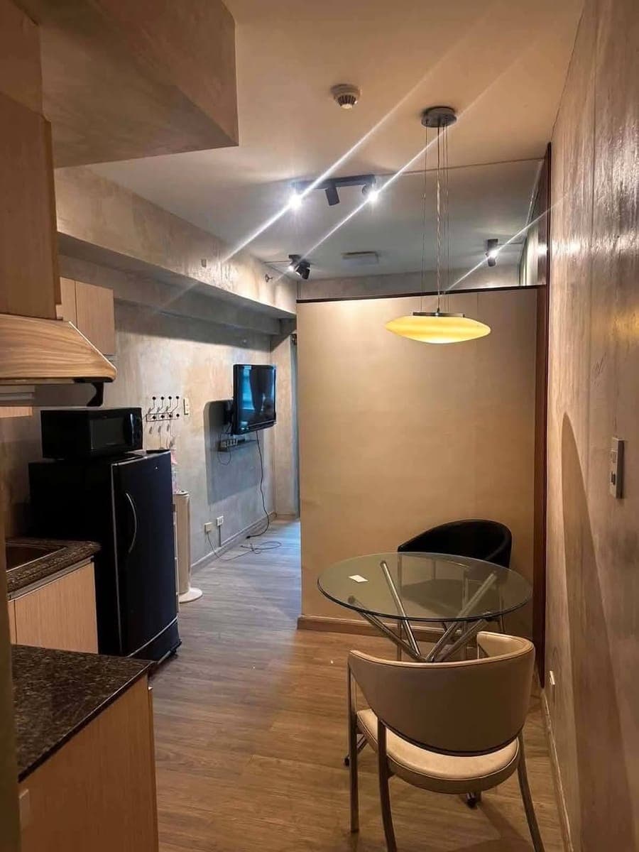 📍23k/mo | Studio Unit | Pet-friendly - photo 2