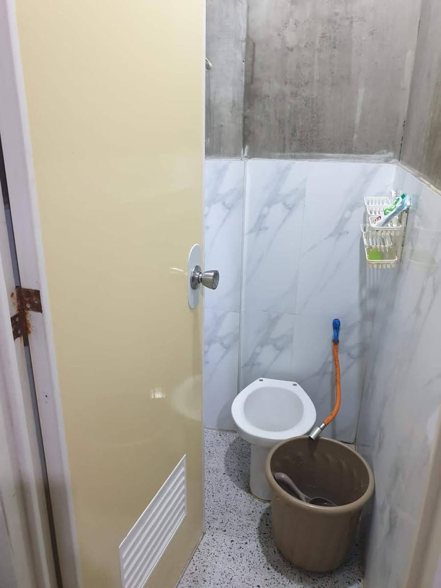 Room for rent with own sink and cr 2nd floor - photo 3