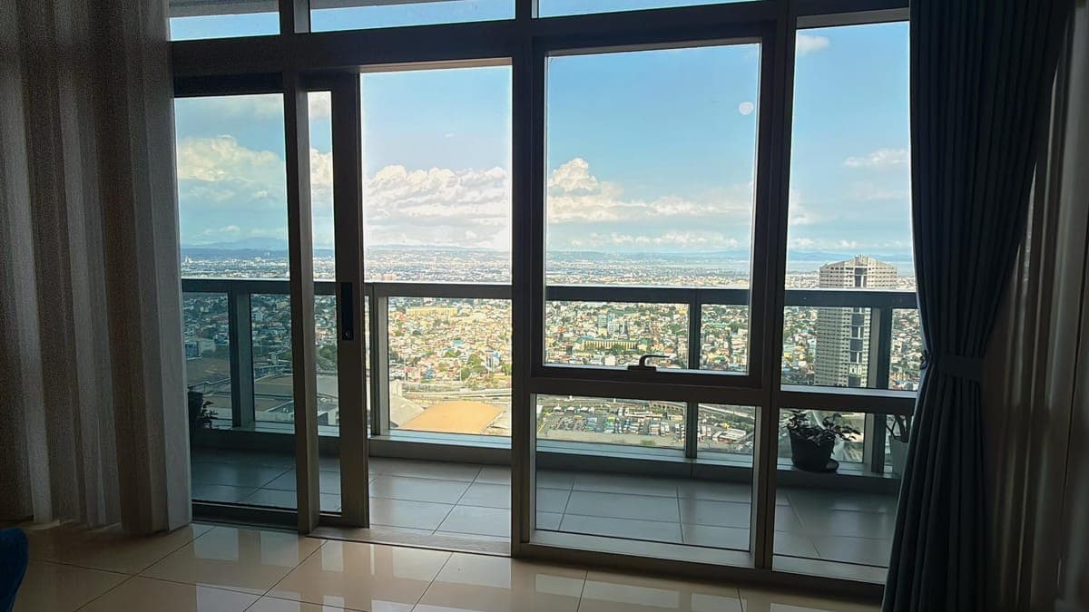 FOR LEASE – East Gallery Place, BGC - photo 13