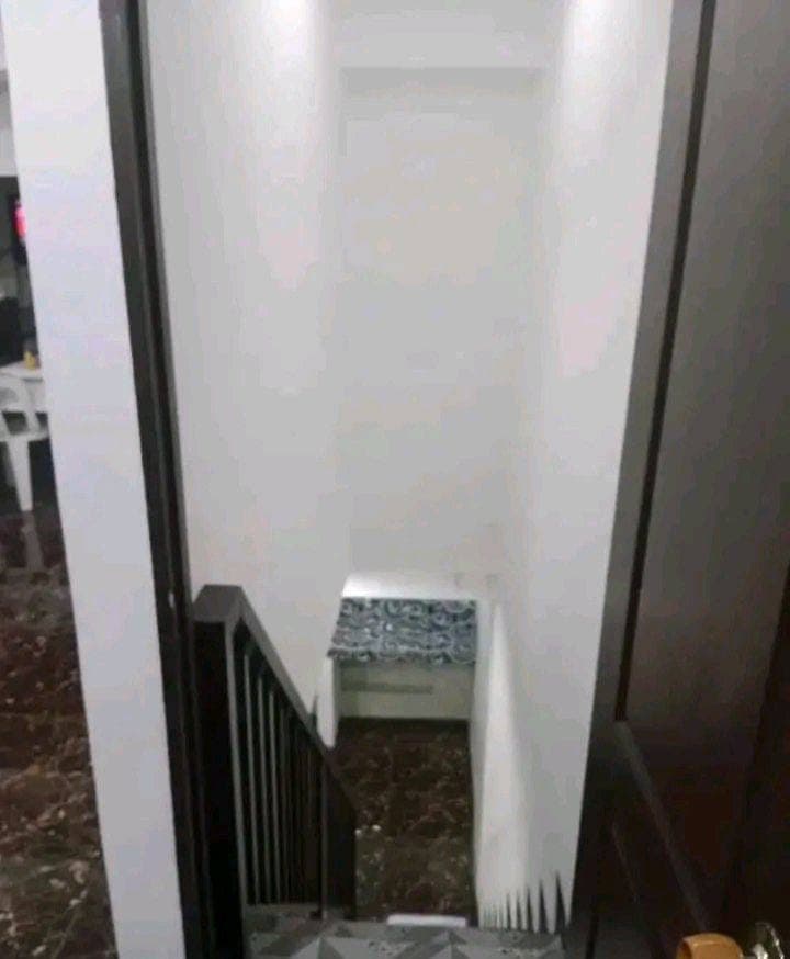 #PTPAADMIN  House for rent, Up and down,Studio type since ginawang office before. naka 3rd floor yong extension sa likod - photo 2